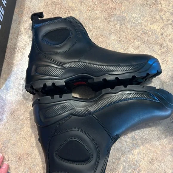 NIB NEW Mens Size 9 5.11 Black Leather Work Boots - Picture 6 of 9